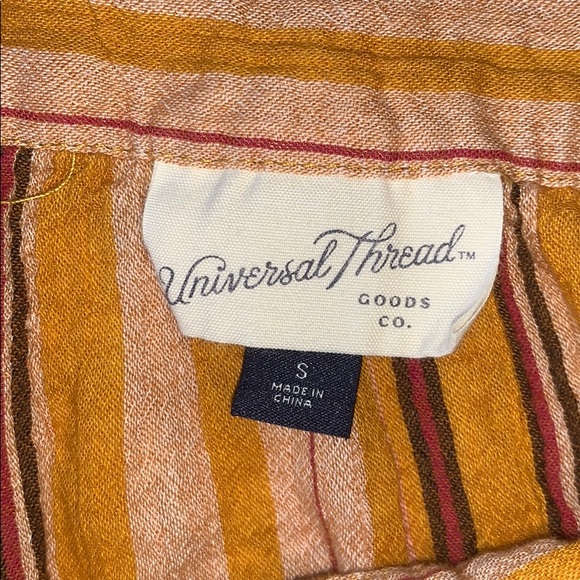 🍉Universal Thread Blouse - Picture 3 of 4